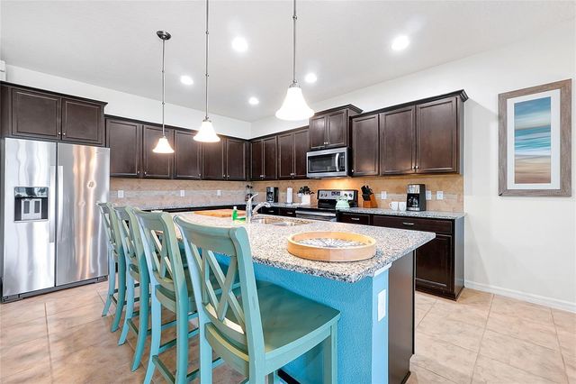 1678 LIMA AVE, Kissimmee, FL 34747