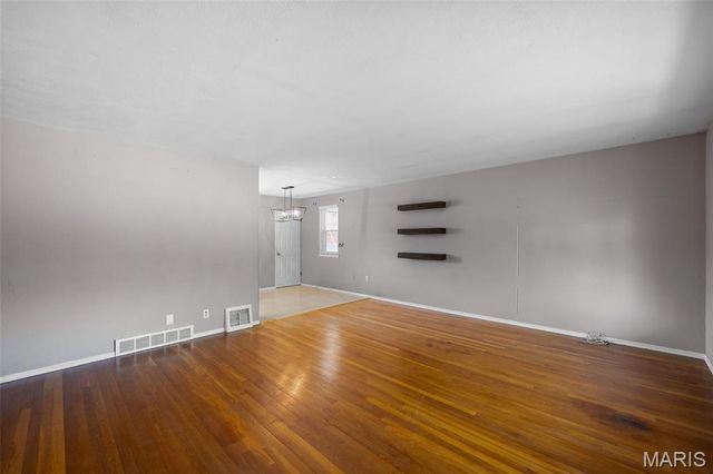 7305 Coronado Avenue, St Louis, MO 63116