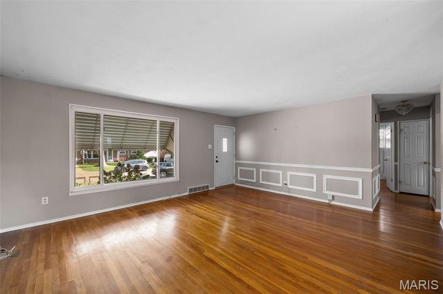 7305 Coronado Avenue, St Louis, MO 63116