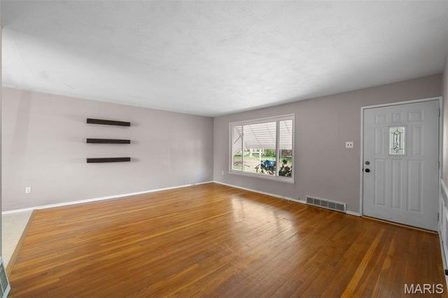 7305 Coronado Avenue, St Louis, MO 63116