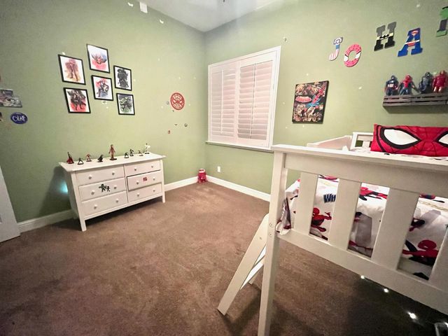2434 S Claremont Avenue, Fresno, CA 93727