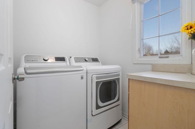 4860 S Crossings Street, Saginaw, MI 48603