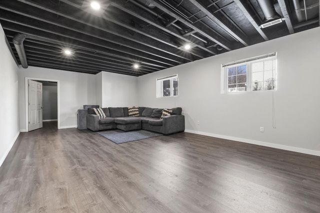 4860 S Crossings Street, Saginaw, MI 48603