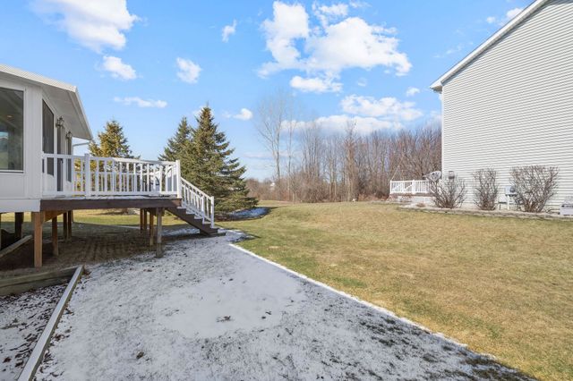 4860 S Crossings Street, Saginaw, MI 48603