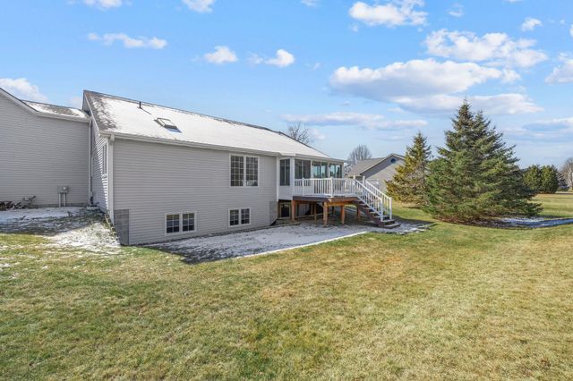 4860 S Crossings Street, Saginaw, MI 48603