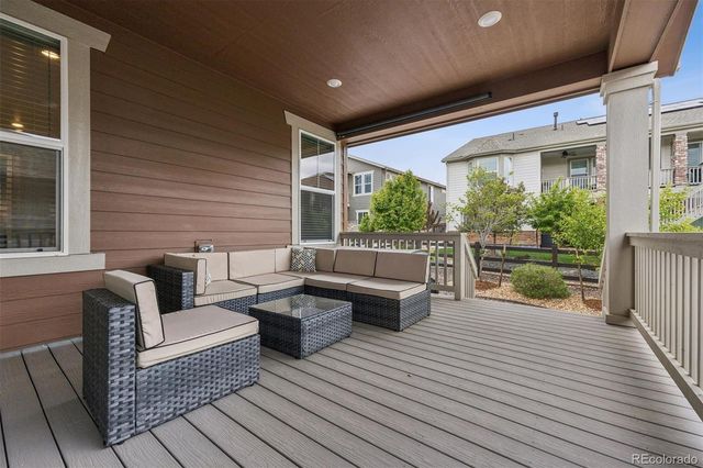 8801 S Ukraine Court, Aurora, CO 80016