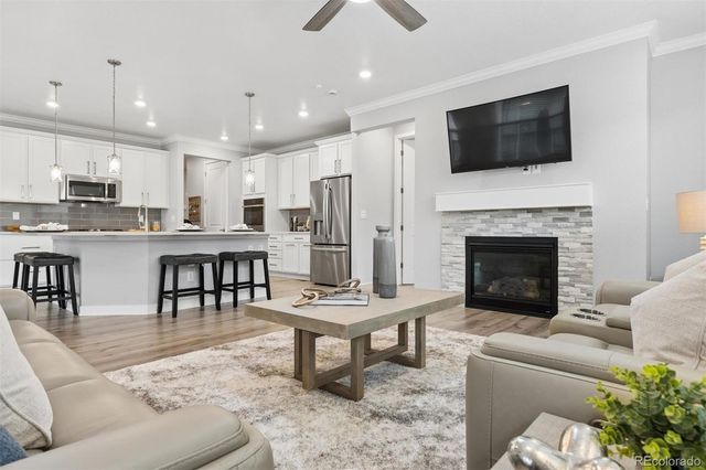 8801 S Ukraine Court, Aurora, CO 80016
