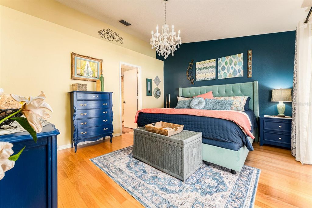 Image 14 of property listing at 4511 GULFWINDS DRIVE, Lutz, FL 33558