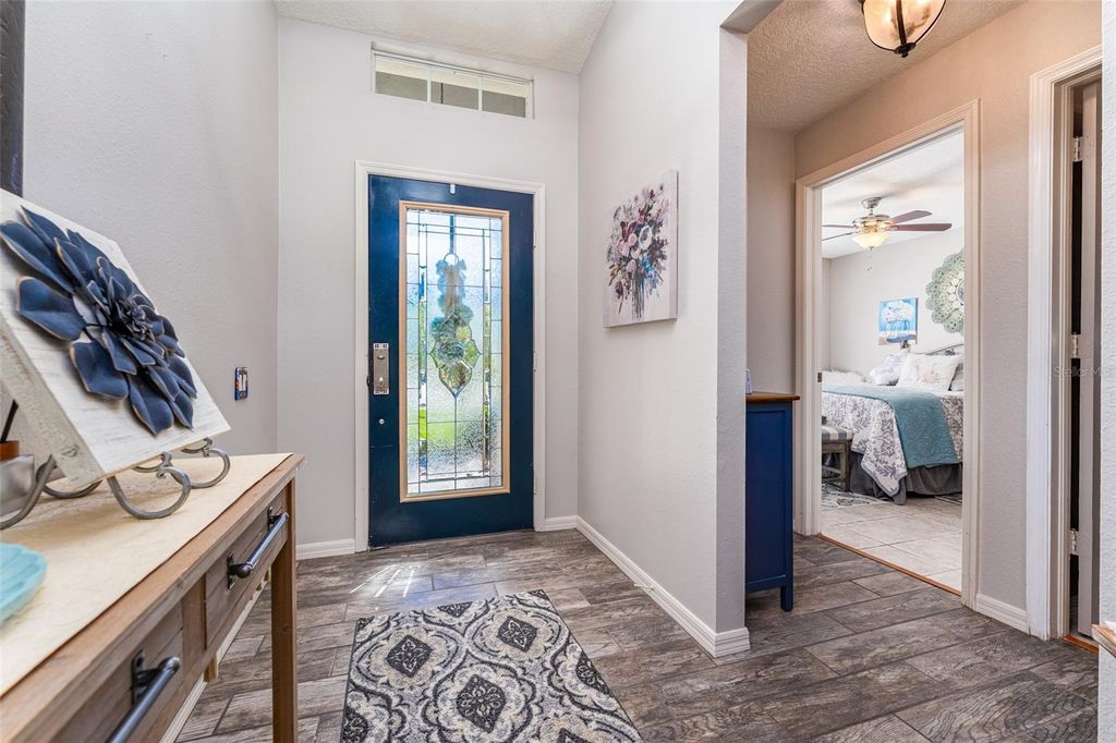 Image 19 of property listing at 4511 GULFWINDS DRIVE, Lutz, FL 33558