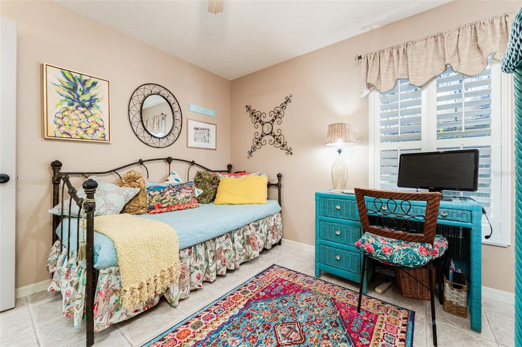 Image 23 of property listing at 4511 GULFWINDS DRIVE, Lutz, FL 33558