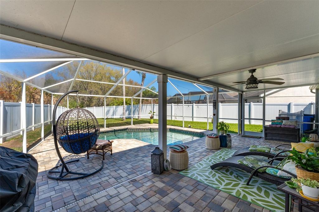 Image 26 of property listing at 4511 GULFWINDS DRIVE, Lutz, FL 33558