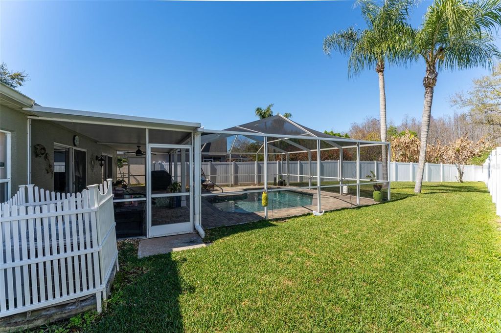 Image 30 of property listing at 4511 GULFWINDS DRIVE, Lutz, FL 33558