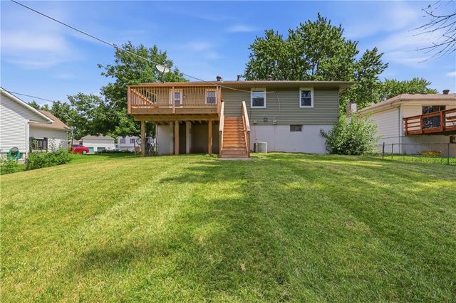 1922 S Leslie Drive, Independence, MO 64055