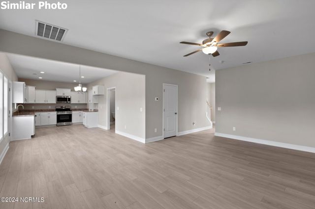 770 Aria Lane, Hubert, NC 28539