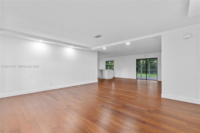 9949 N 154th Road N, Jupiter, FL 33478
