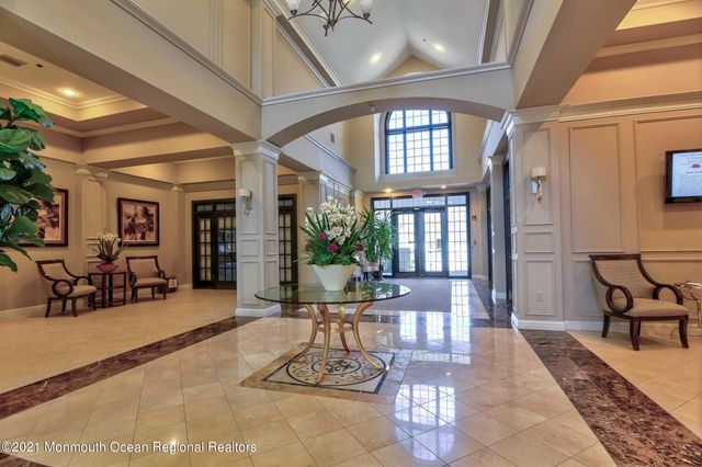 3 Halecrest Court, Freehold, NJ 07728