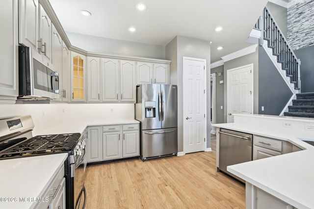 3 Halecrest Court, Freehold, NJ 07728