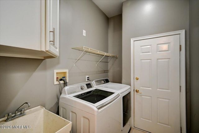 3 Halecrest Court, Freehold, NJ 07728