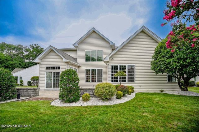 3 Halecrest Court, Freehold, NJ 07728