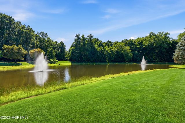 3 Halecrest Court, Freehold, NJ 07728