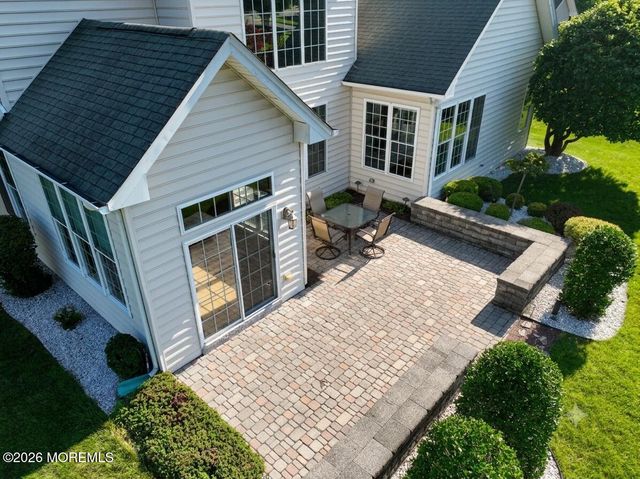 3 Halecrest Court, Freehold, NJ 07728