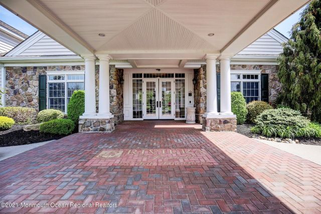 3 Halecrest Court, Freehold, NJ 07728