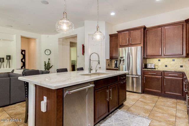 4647 N ALDEA Road E, Litchfield Park, AZ 85340