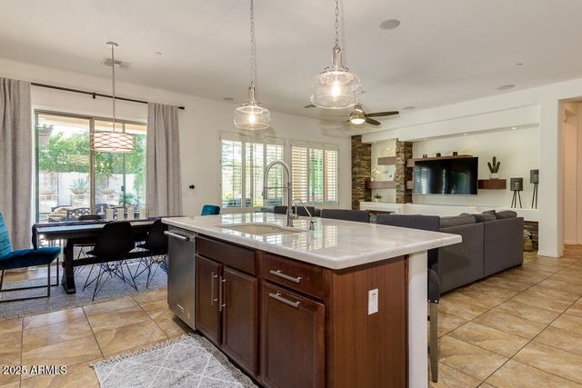 4647 N ALDEA Road E, Litchfield Park, AZ 85340