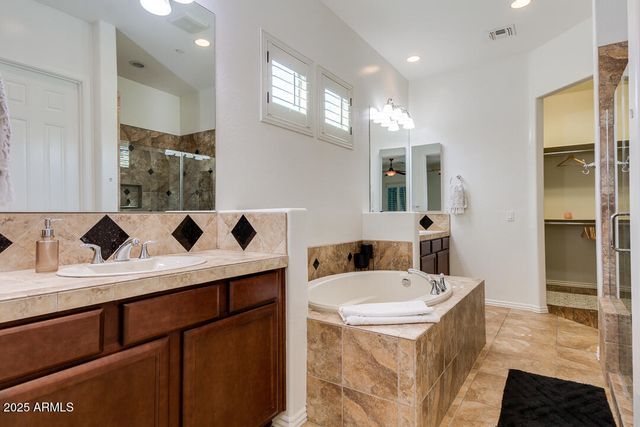 4647 N ALDEA Road E, Litchfield Park, AZ 85340