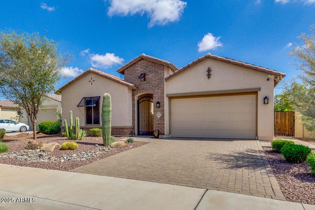 4647 N ALDEA Road E, Litchfield Park, AZ 85340