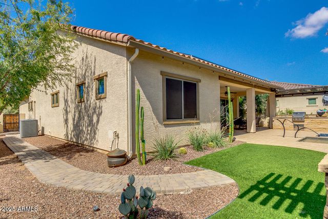 4647 N ALDEA Road E, Litchfield Park, AZ 85340