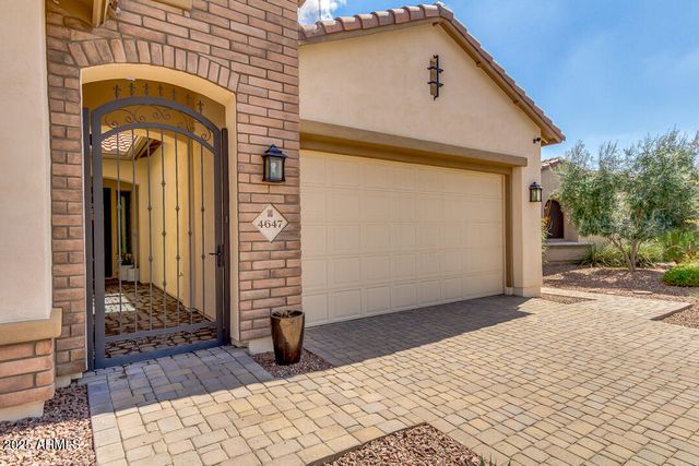 4647 N ALDEA Road E, Litchfield Park, AZ 85340
