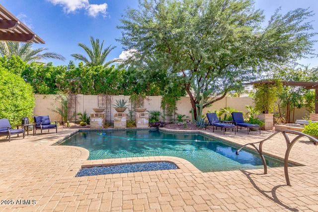4647 N ALDEA Road E, Litchfield Park, AZ 85340