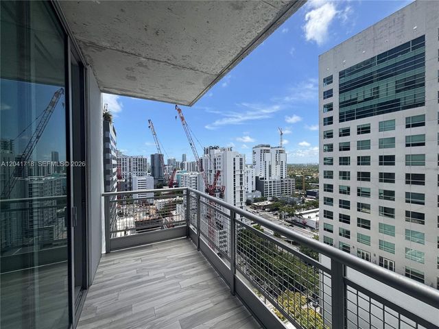 690 SW 1st Ct 2124, Miami, FL 33130