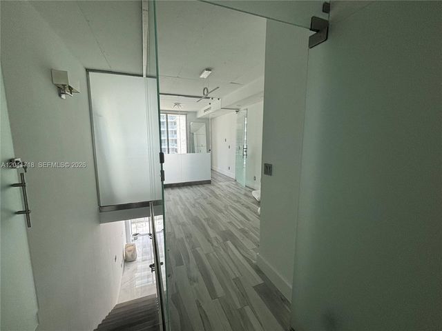 690 SW 1st Ct 2124, Miami, FL 33130
