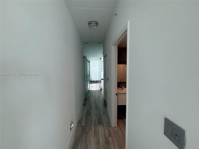 690 SW 1st Ct 2124, Miami, FL 33130