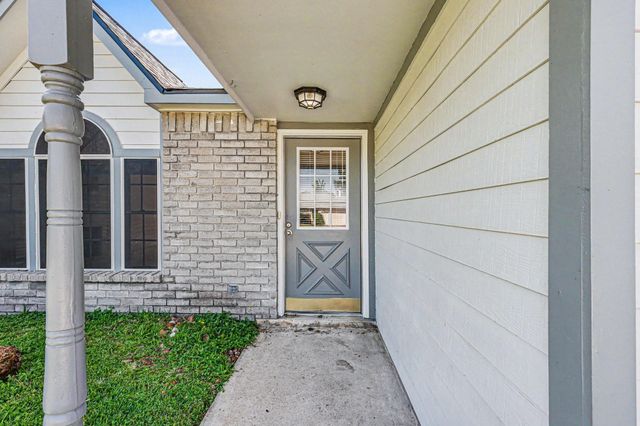 20038 Faye Oaks Drive, Humble, TX 77346