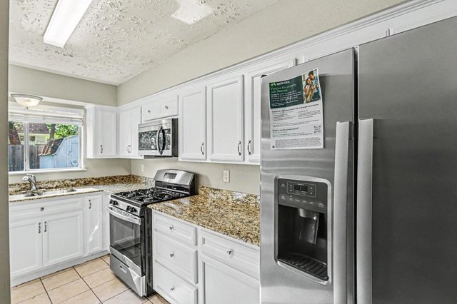 20038 Faye Oaks Drive, Humble, TX 77346