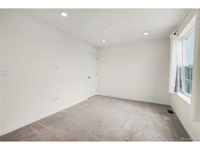 705 176th Ave, Broomfield, CO 80023