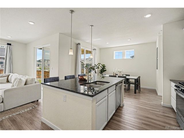 705 176th Ave, Broomfield, CO 80023