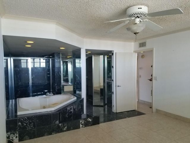 3100 NE 49th St 1106, Fort Lauderdale, FL 33308