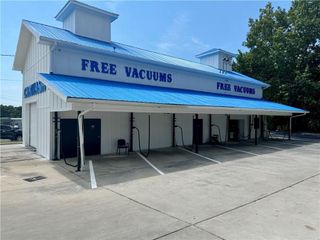 605 S Wall Street, Calhoun, GA 30701