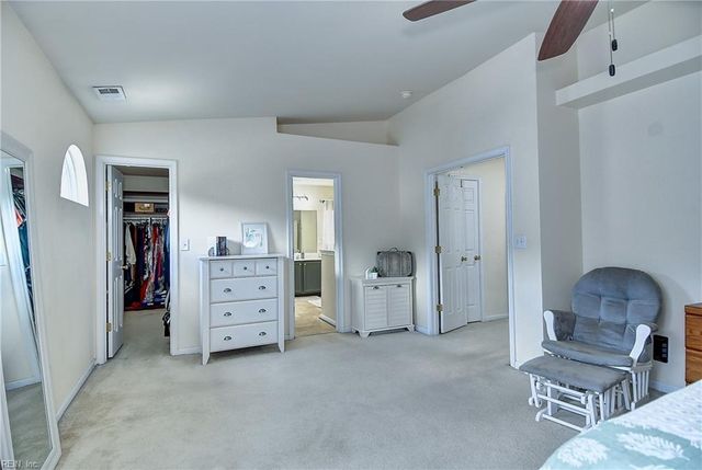 4163 River Breeze CIR, Chesapeake, VA 23321