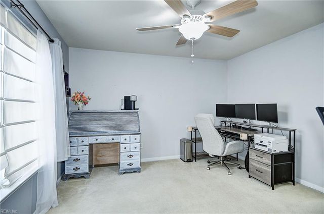 4163 River Breeze CIR, Chesapeake, VA 23321