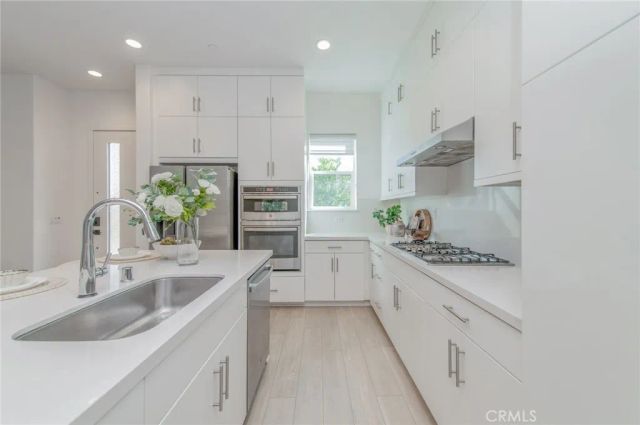 185 Yugen, Irvine, CA 92618