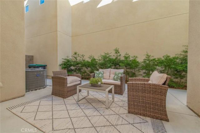 185 Yugen, Irvine, CA 92618