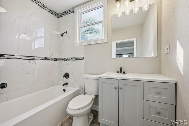 414 Wabash Avenue, Belleville, IL 62220