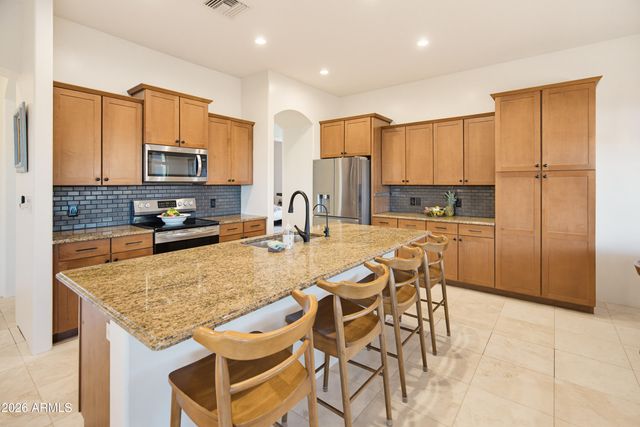 829 E STEINBECK Drive, Phoenix, AZ 85086