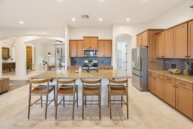 829 E STEINBECK Drive, Phoenix, AZ 85086