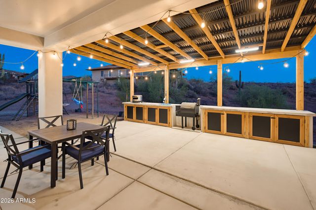829 E STEINBECK Drive, Phoenix, AZ 85086